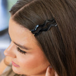 Sleek Waves Hair Clip in Black